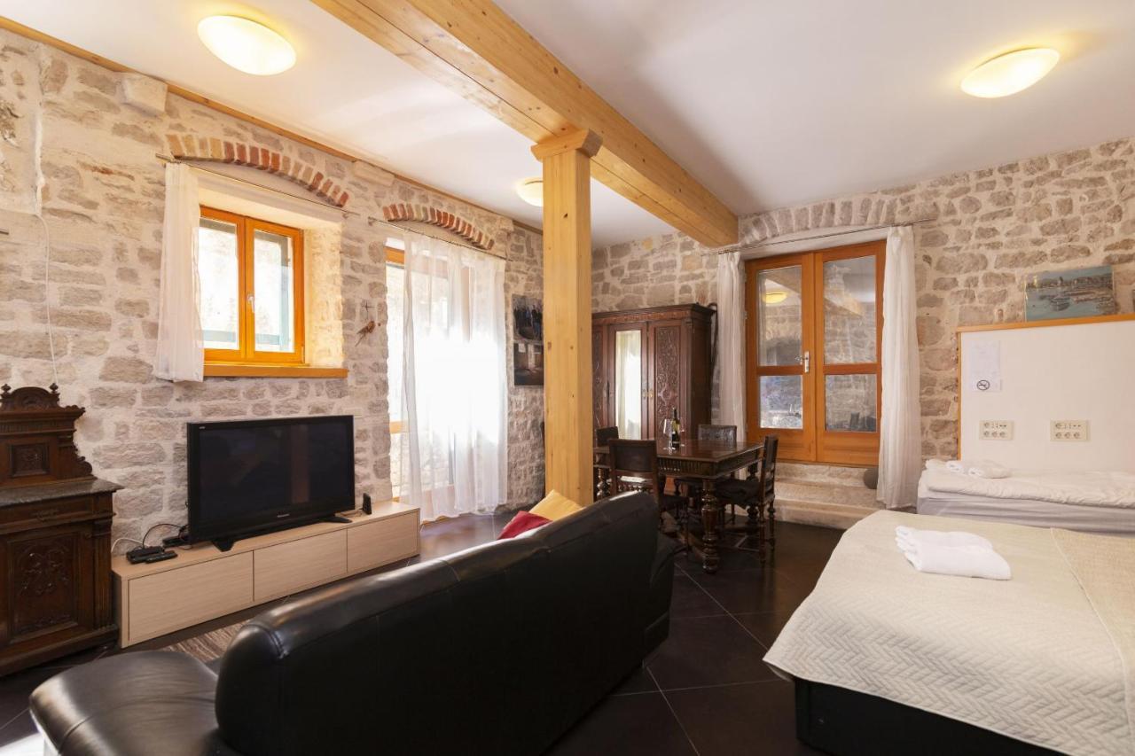 Galera I Apartma *